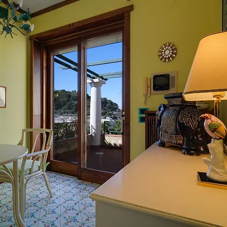 Casa Rossella - Casa Con Giardino By Italianhost Capri