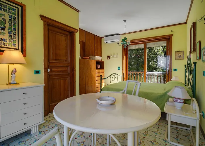 Casa Rossella - Casa Con Giardino By Italianhost Capri