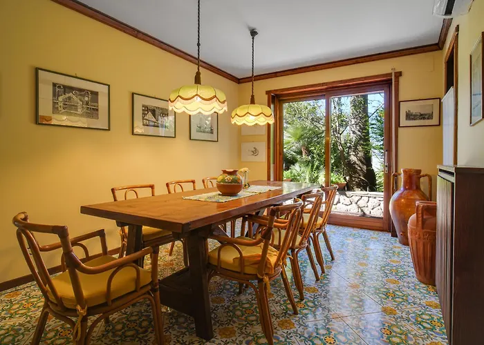 Casa Rossella - Casa Con Giardino By Italianhost Villa