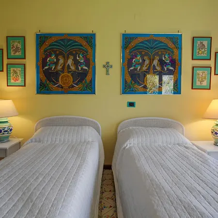 Casa Rossella - Casa Con Giardino By Italianhost